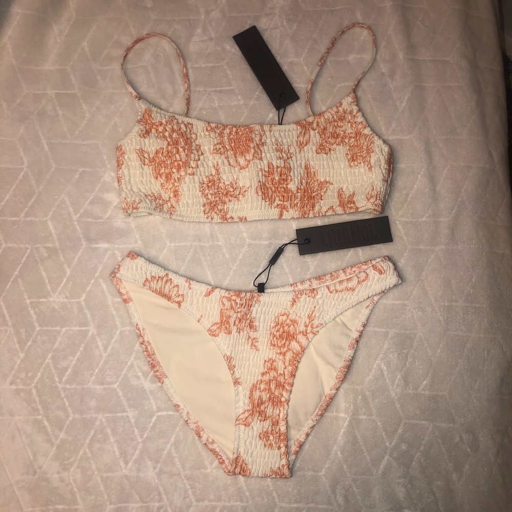 NWT Triangl Inesa Porcelain w/Bikini Bag